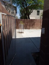 6324 Eldorado Pines Ave in Las Vegas, NV - Building Photo - Building Photo