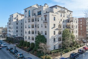 Larchmont Hills in Larchmont, NY - Building Photo