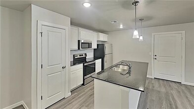 11204 Burham Ave in Oklahoma City, OK - Building Photo - Building Photo