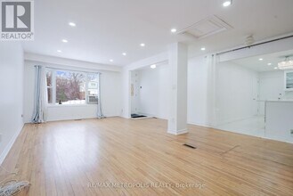 50 Applemore Rd in Toronto, ON - Building Photo - Building Photo