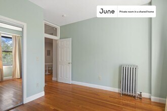 Private bedroom in 4 bed/1 bath Home in Boston, MA - Building Photo - Building Photo