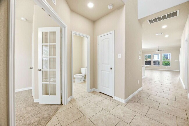 12439 Law Creek in San Antonio, TX - Building Photo - Building Photo