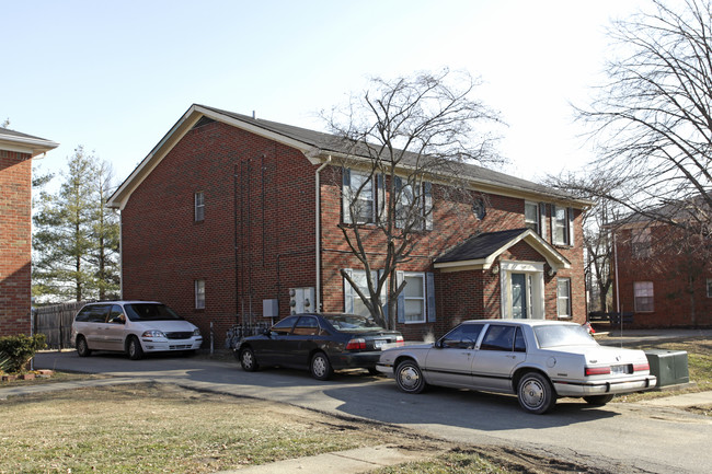 7603 Garrison Rd in Louisville, KY - Foto de edificio - Building Photo