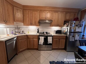 45 Garden St, Unit 3 in Boston, MA - Building Photo - Building Photo