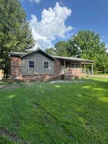 1317 Robinwood Dr in Heber Springs, AR - Building Photo