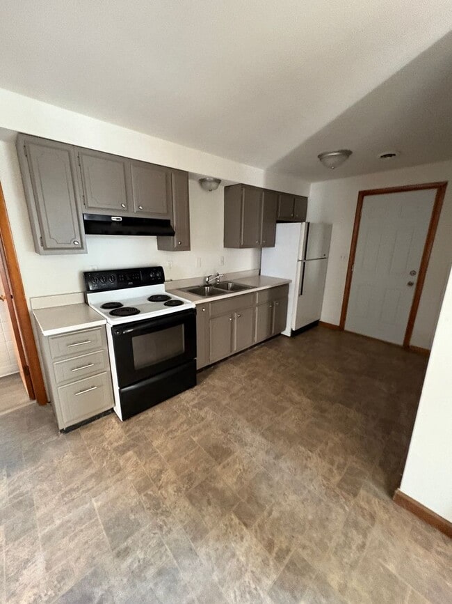 property at 107 E South C St