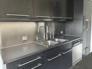 252 3rd Ave, Unit 252 in Los Angeles, CA - Foto de edificio - Building Photo