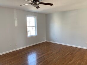 170 Lawrence St in Fall River, MA - Building Photo - Building Photo