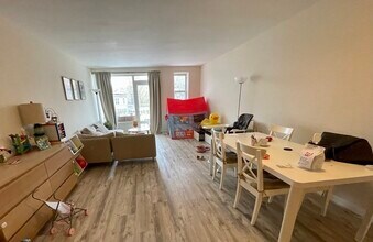 100 Marion St, Unit B in Brookline, MA - Building Photo - Building Photo