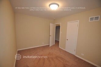 4633 W 97th Pl in Oak Lawn, IL - Building Photo - Building Photo