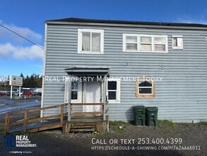 206 128th St S in Parkland, WA - Building Photo - Building Photo