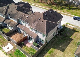 16026 Limestone Lake Dr in Tomball, TX - Building Photo - Building Photo