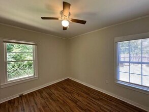 3980 Burma Rd in Mobile, AL - Foto de edificio - Building Photo