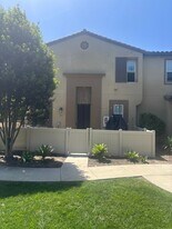 3114 Dilla Pl in Carlsbad, CA - Building Photo
