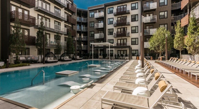 The Shay Apartments in Nashville, TN - Foto de edificio