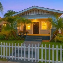 3401 Bancroft St in San Diego, CA - Building Photo - Building Photo