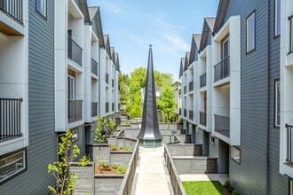 Steeple Townhomes in Portland, OR - Building Photo - Building Photo