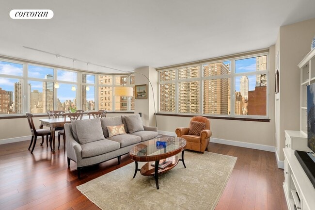 property at 181 E 90th St