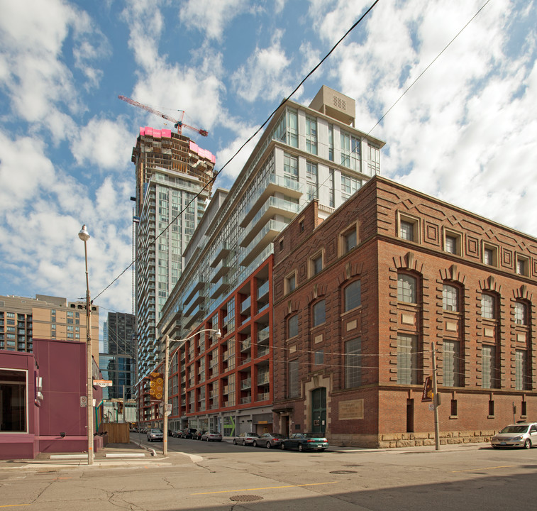 Boutique Condos in Toronto, ON - Building Photo