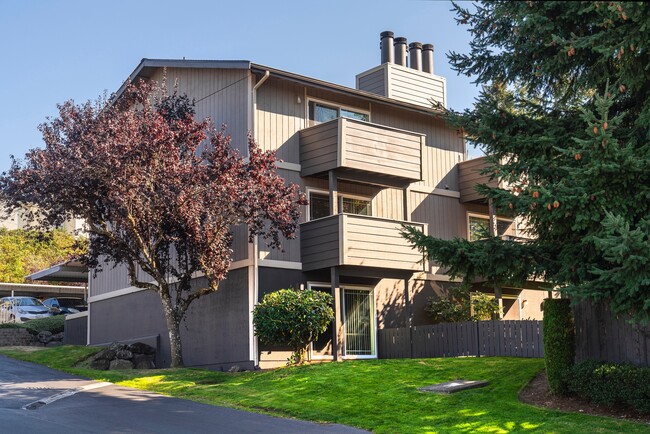 Warner Park Apartments in Tacoma, WA - Foto de edificio - Building Photo