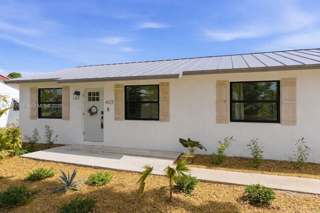 403 Daly Dr in Jupiter, FL - Building Photo - Building Photo
