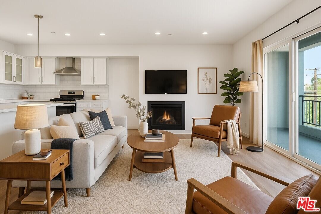 1431 S Sherbourne Dr in Los Angeles, CA - Building Photo