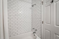 108 N Madeira St photo'