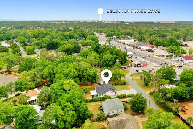 236 Chicago Ave in Valparaiso, FL - Building Photo - Building Photo