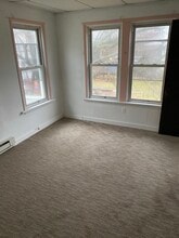 334 E 5th St in Mount Carmel, PA - Foto de edificio - Building Photo