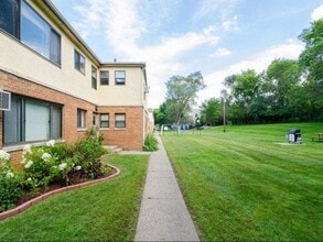 California Drive in St. Paul, MN - Foto de edificio - Building Photo