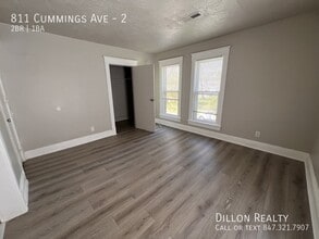 811 Cummings Ave in Waukegan, IL - Building Photo - Building Photo