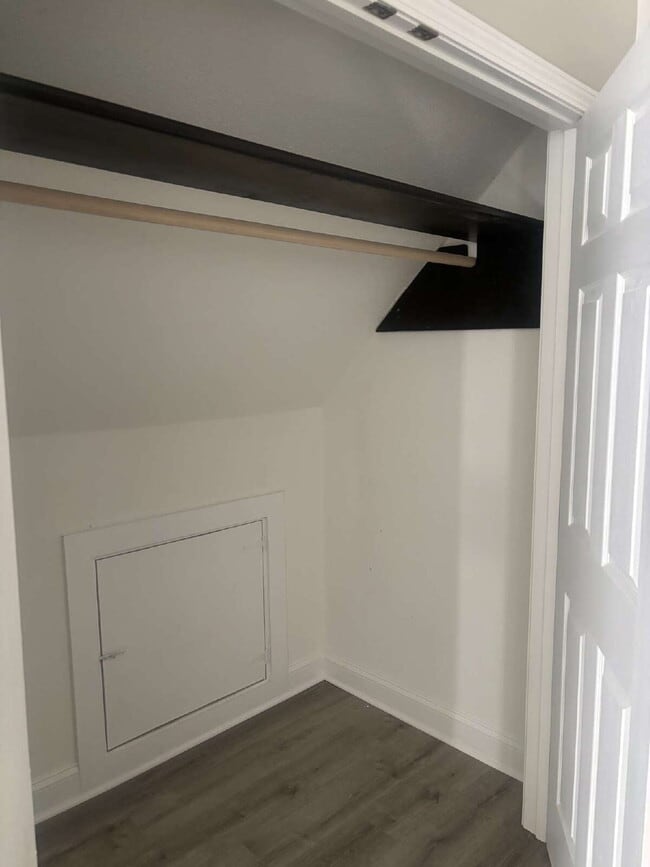 property at 3851 Dailey Rd