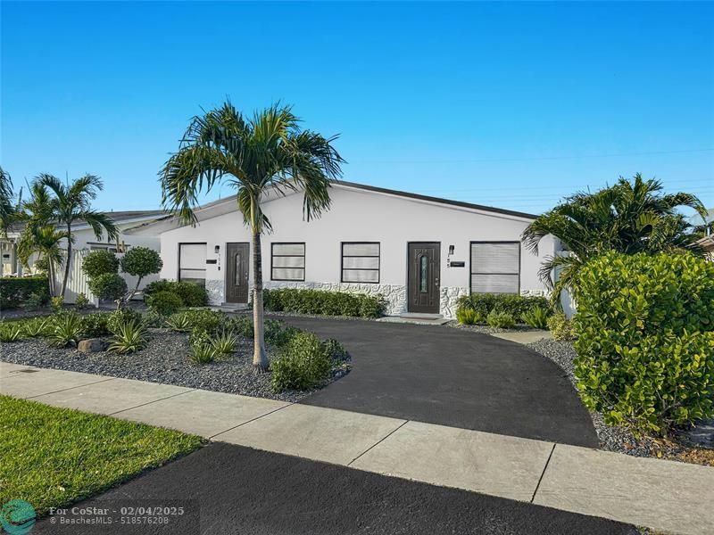 155 NE 56th Ct in Oakland Park, FL - Foto de edificio