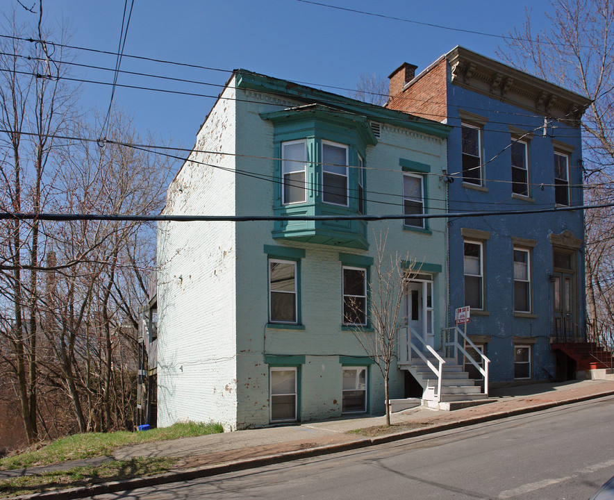 44 First St in Albany, NY - Building Photo