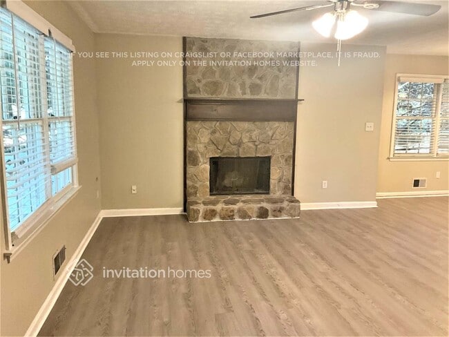 422 Indian Creek Dr in Powder Springs, GA - Building Photo - Building Photo