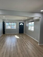 13109 Golden Way in Poway, CA - Building Photo - Building Photo