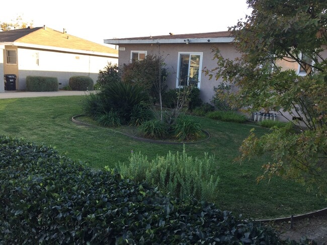 840 W 168th St, Unit #B in Gardena, CA - Building Photo - Building Photo