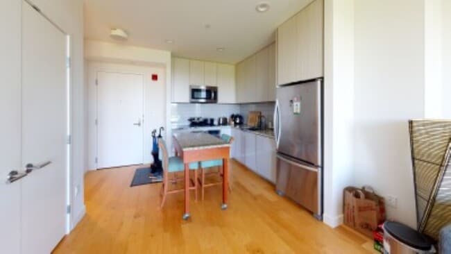 property at 82 Fenwood Rd