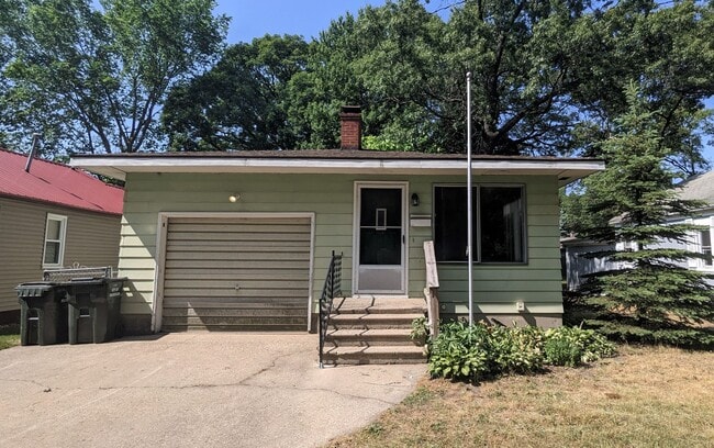 property at 1264 Flower Ave