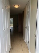 1567 SE 27th St, Unit 2 in Ocala, FL - Foto de edificio - Building Photo