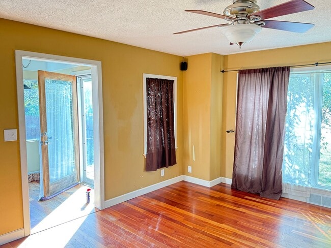 18 Mc Cormick Blvd in Normal, IL - Building Photo - Building Photo