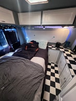 3926 Mehalia Dr in Dallas, TX - Building Photo