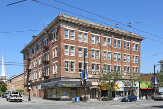 Belvedere Court in Vancouver, BC - Building Photo - Primary Photo