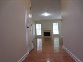 6030 Grovegate Ln in Tucker, GA - Building Photo - Building Photo