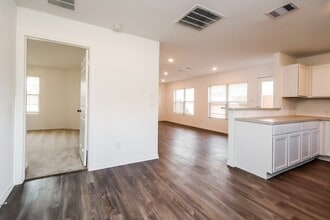 32722 Orchard Haze Dr in Brookshire, TX - Foto de edificio - Building Photo