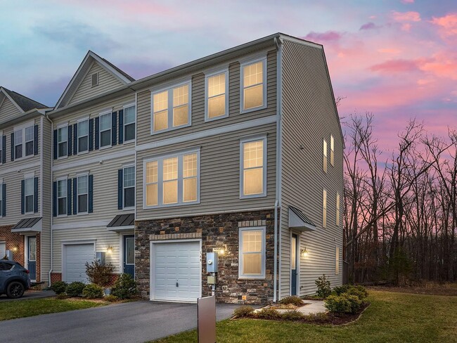 property at 148 Solara Dr
