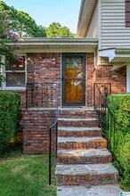 1064 Sherbrooke Dr in Birmingham, AL - Building Photo - Building Photo