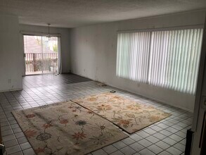 3715 Pacific Ave, Unit 4 in Marina Del Rey, CA - Foto de edificio - Building Photo