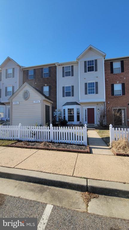 property at 1934 Palonia Ct