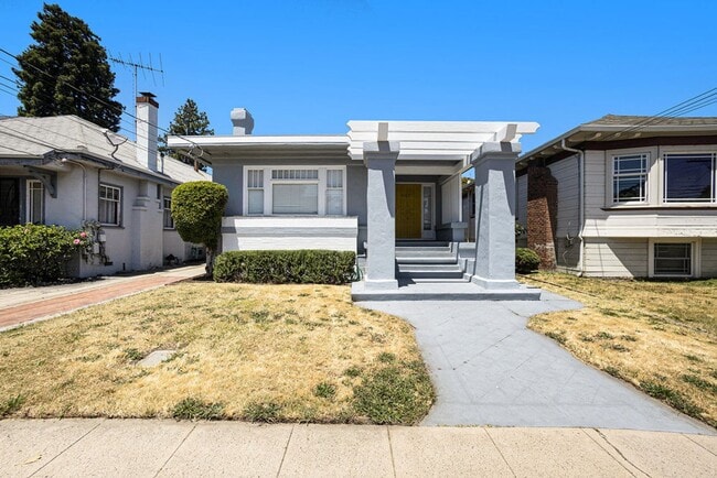 property at 731 Taylor Ave